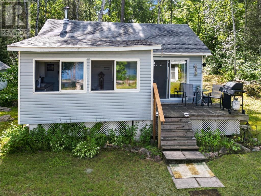 40 Ministic Lake Road - 4