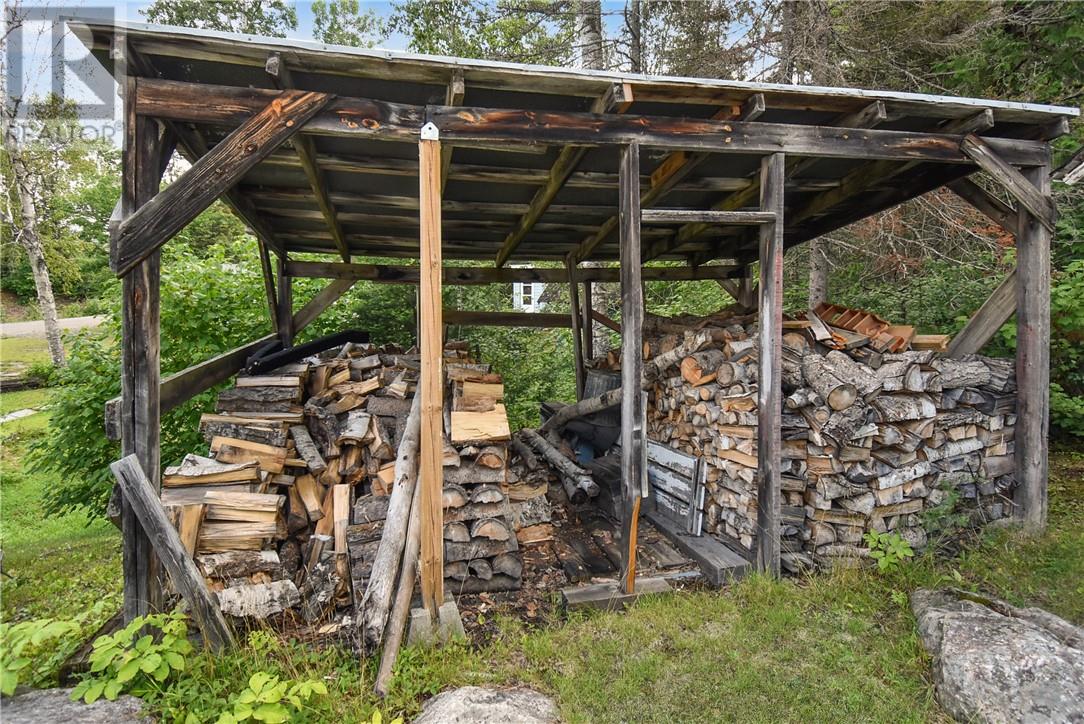 40 Ministic Lake Road - 41