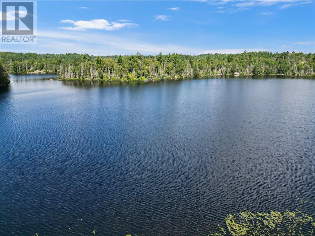 40 Ministic Lake Road - Image 44