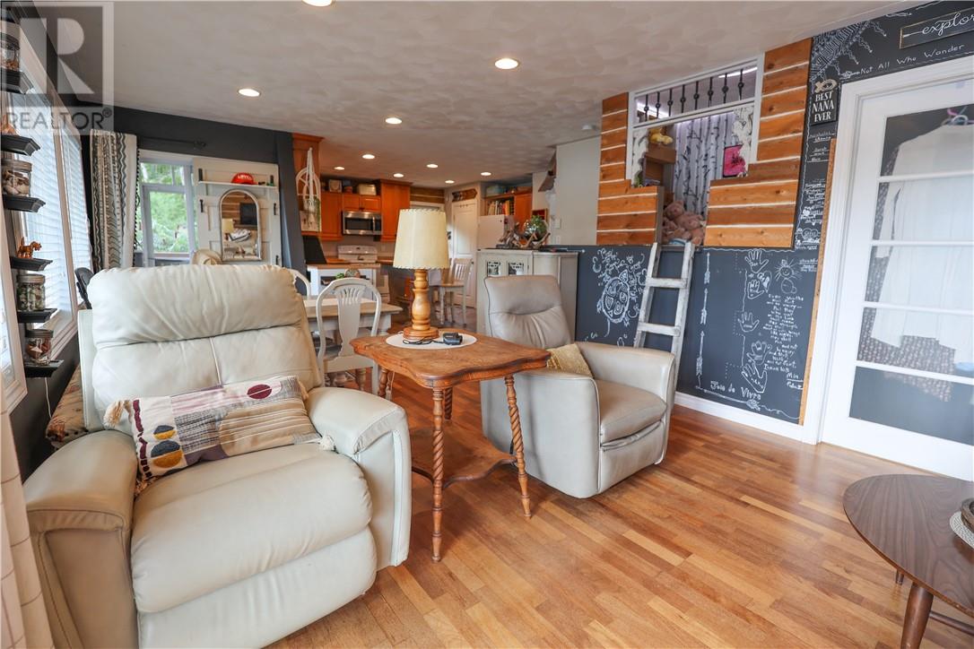 1266 Sandy Lane - 18