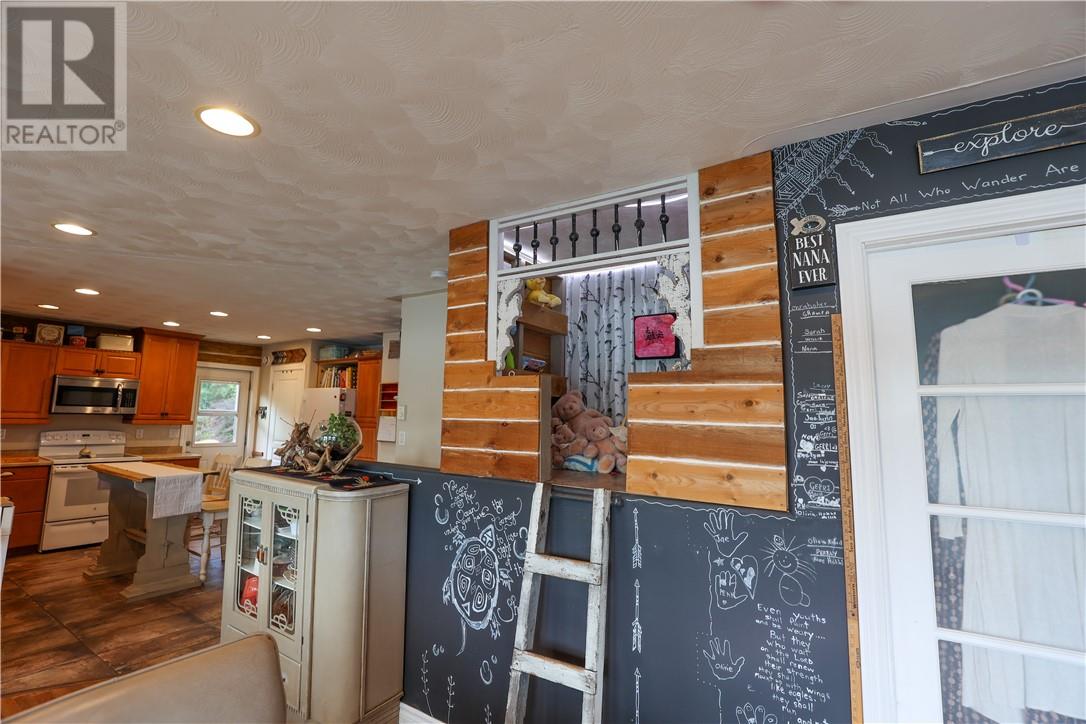 1266 Sandy Lane - 22