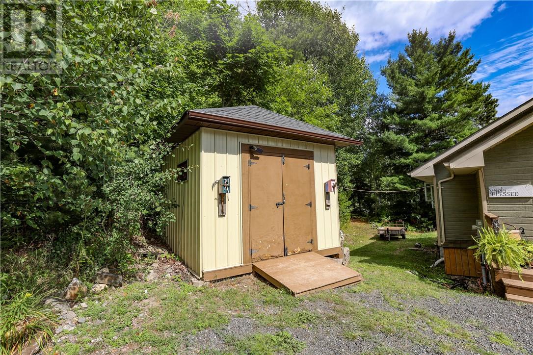 1266 Sandy Lane - Image 66