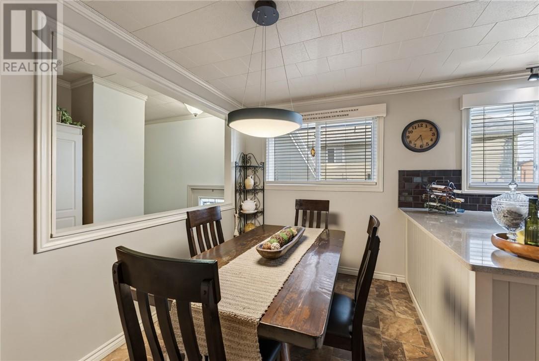 352 Charette Avenue - Image 25