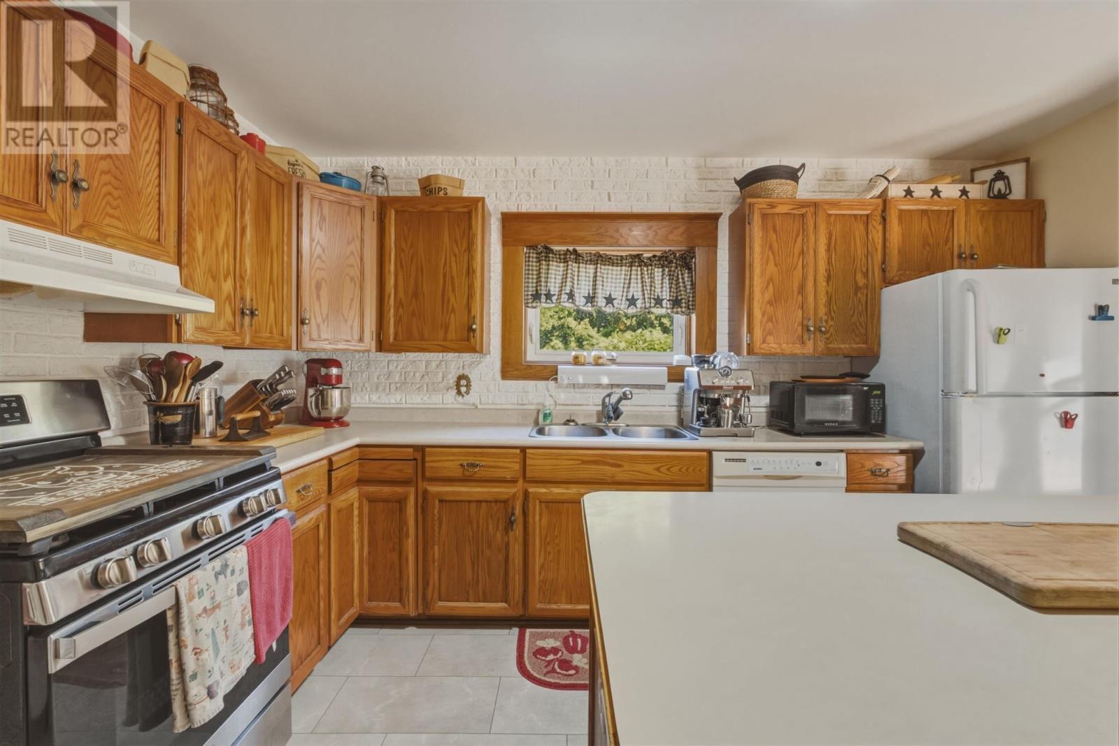 299 River ST - Image 10
