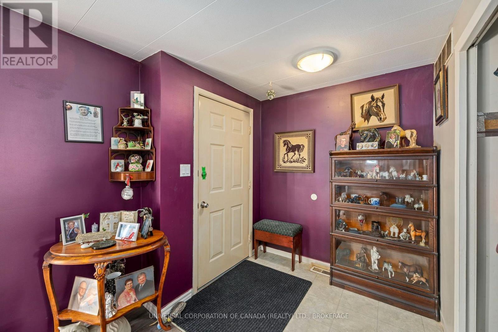 18 PINEVIEW STREET - Image 13