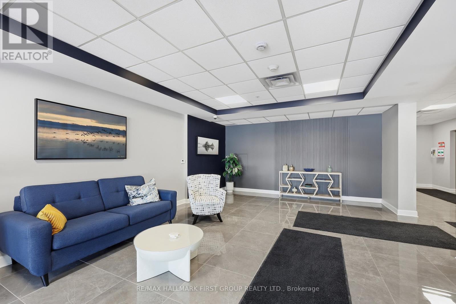#318 129B SOUTH STREET - Image 31