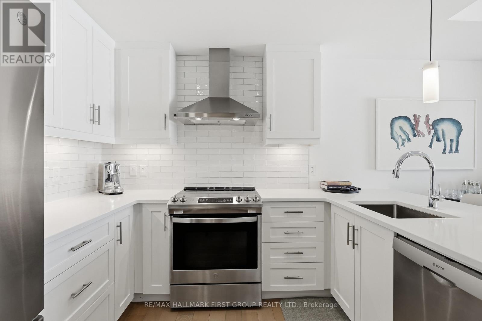 #318 129B SOUTH STREET - Image 9