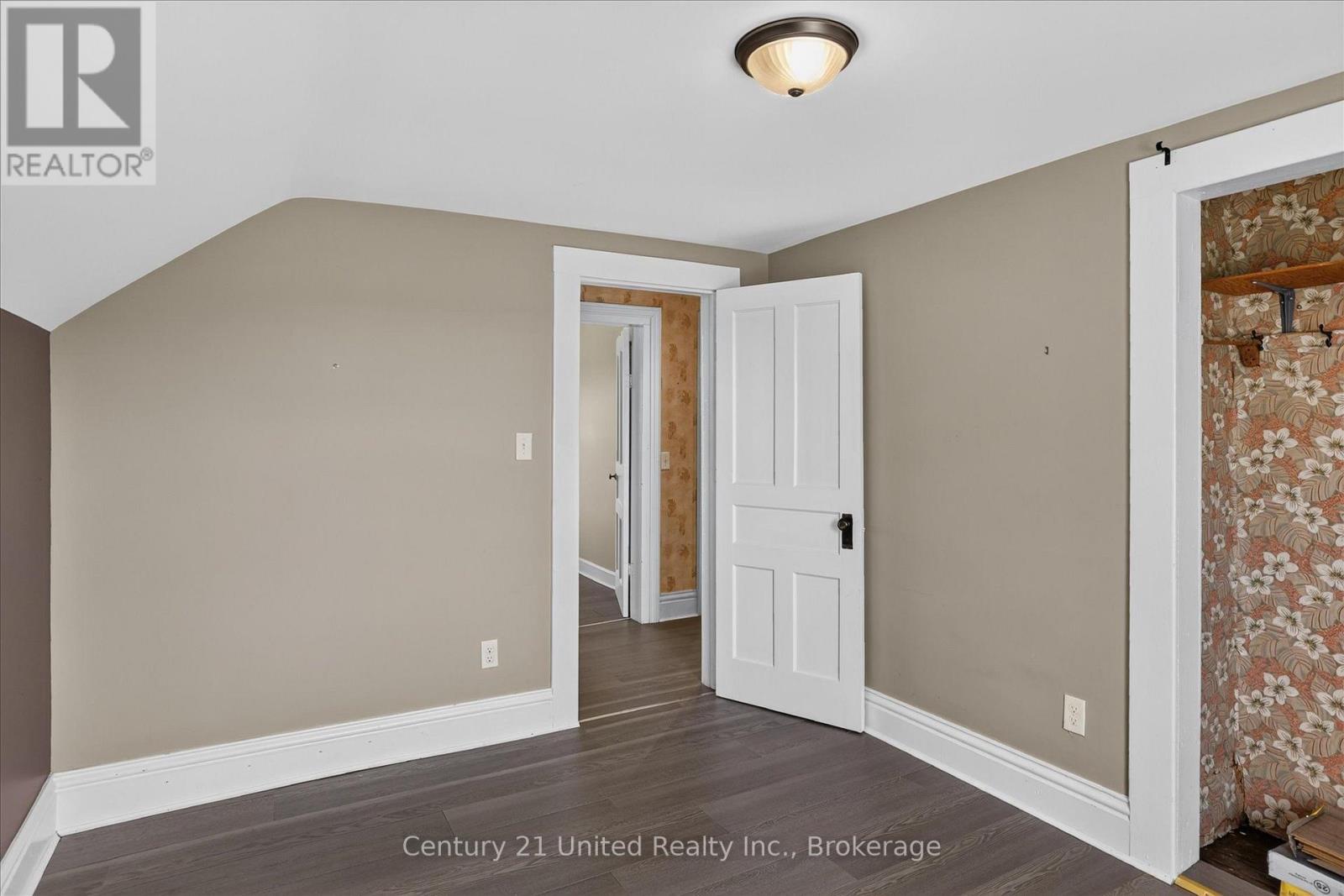 76 MILL STREET - Image 25