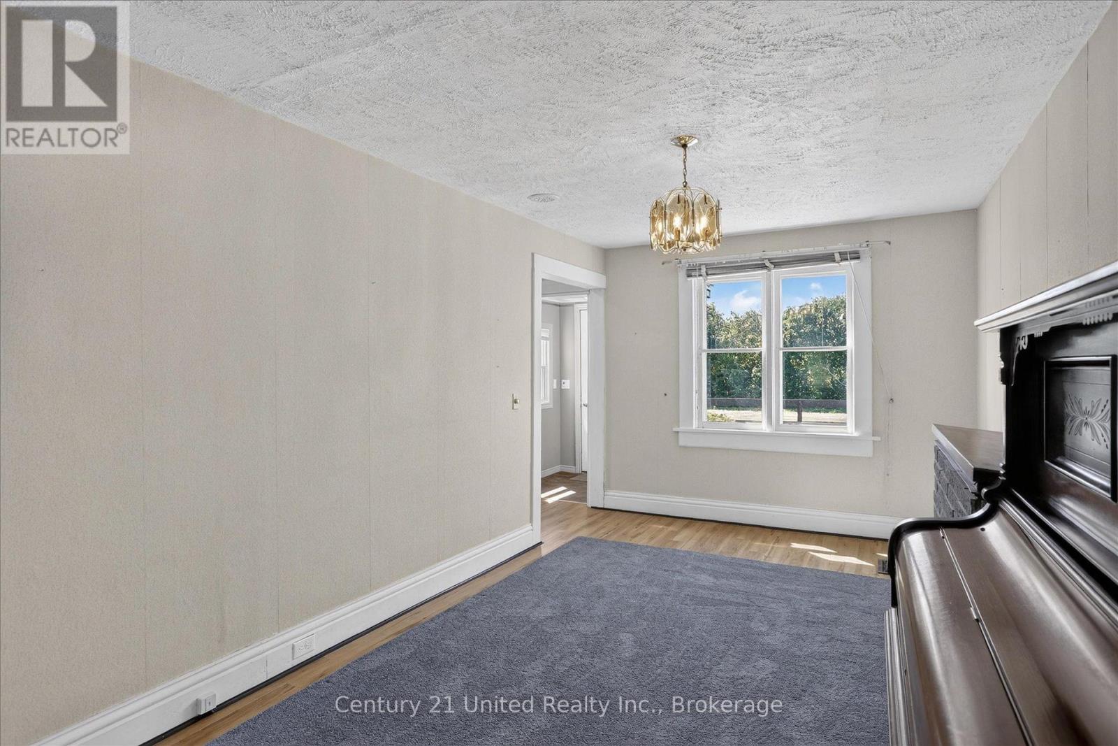 76 MILL STREET - Image 8