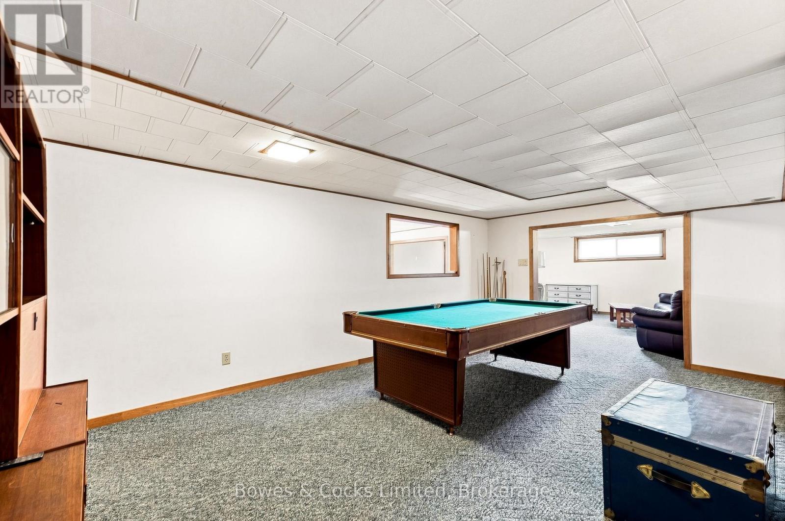 687 LUNDY'S LANE - 26
