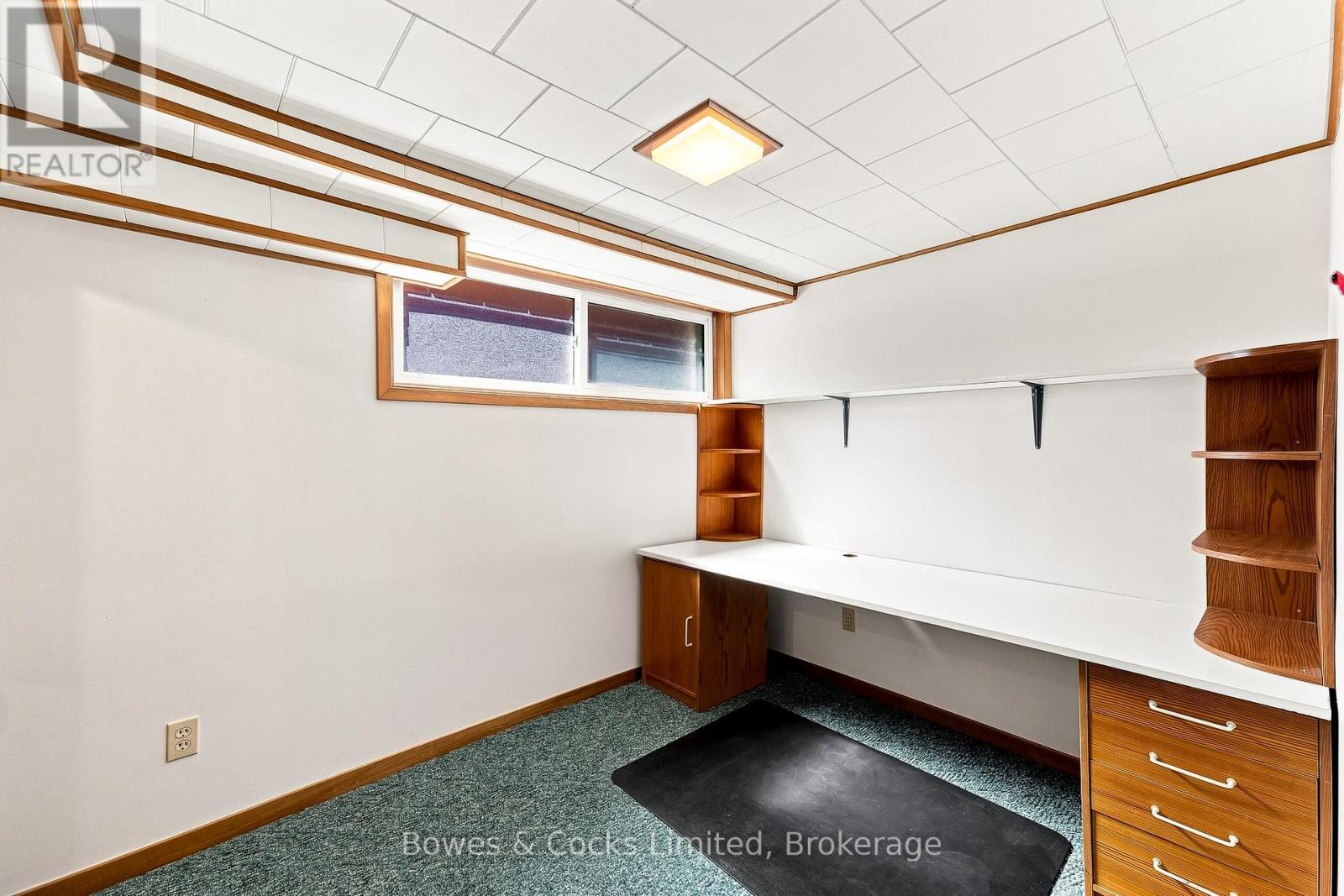 687 LUNDY'S LANE - Image 34