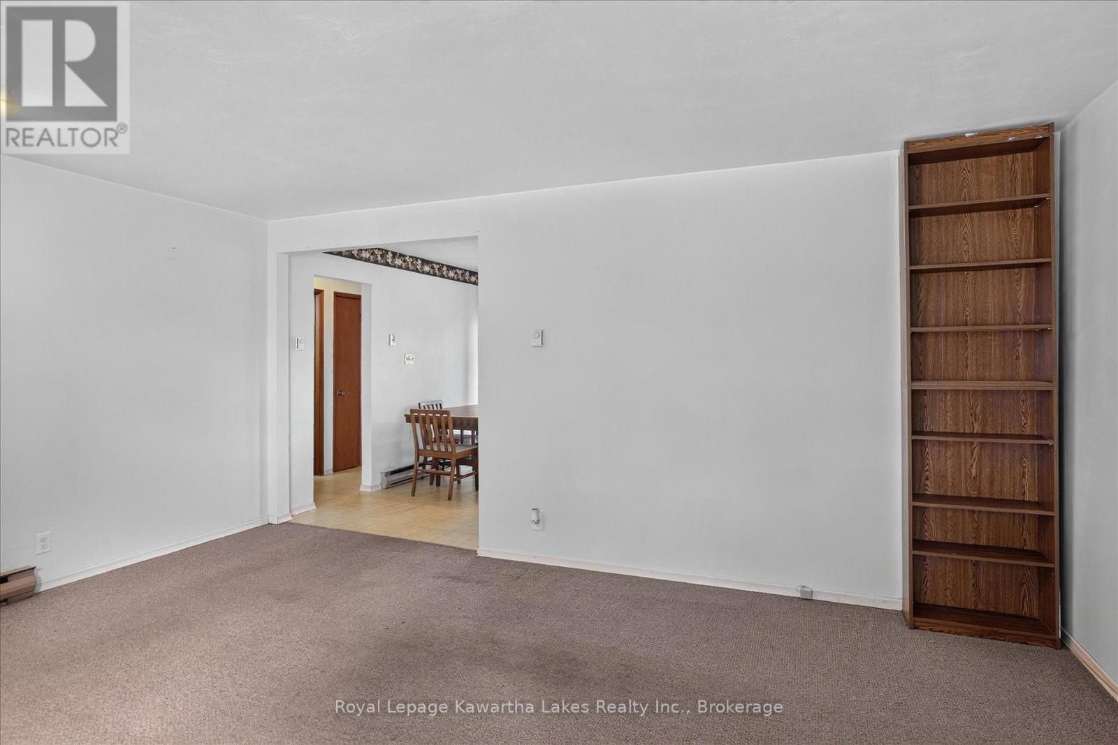 78 DURHAM STREET W - Image 11