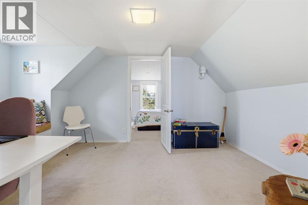 2912 17 Street SE - 23