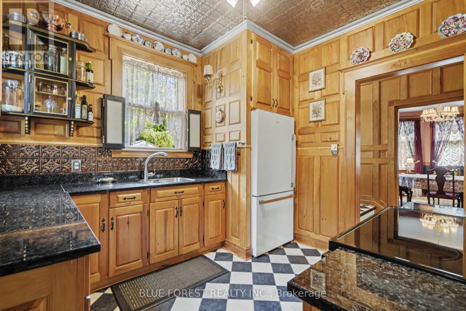161 NANCY STREET - Image 14