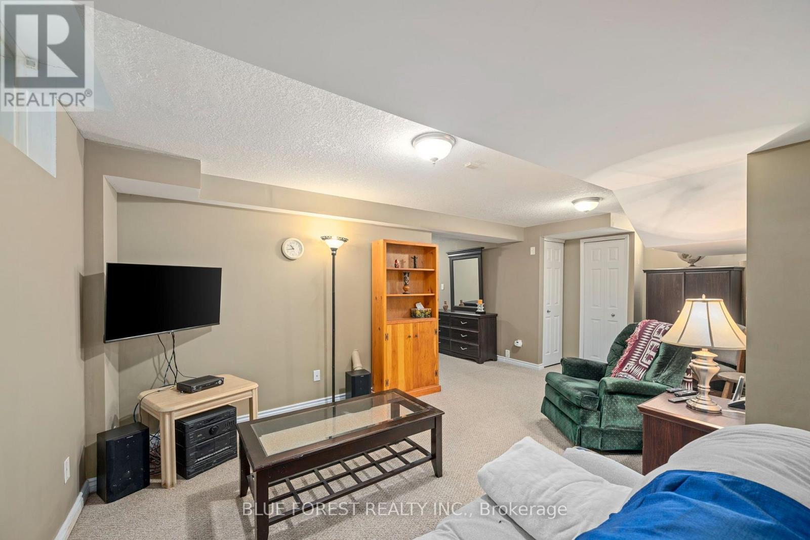 1233 CROSSCREEK CRESCENT - Image 28