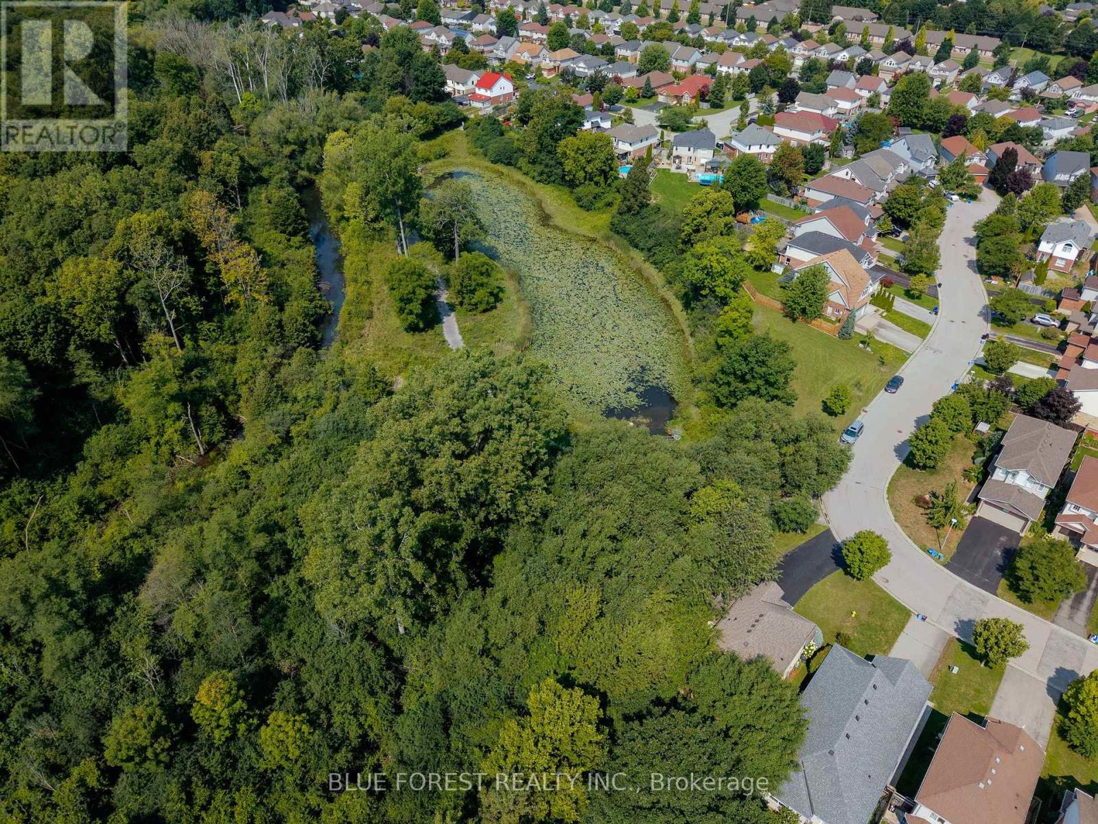 1233 CROSSCREEK CRESCENT - Image 31