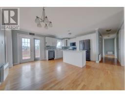21 St. Marks Avenue thumbnail 6