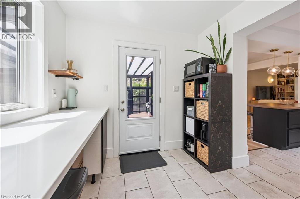 121 BELMONT Avenue - 16