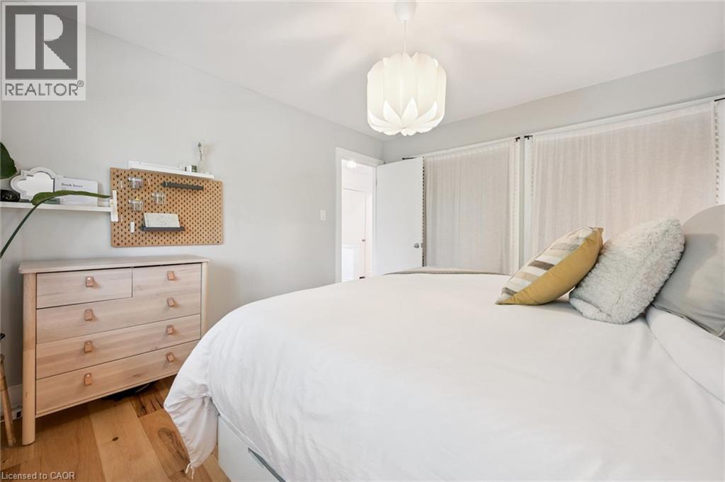 121 BELMONT Avenue - Image 27