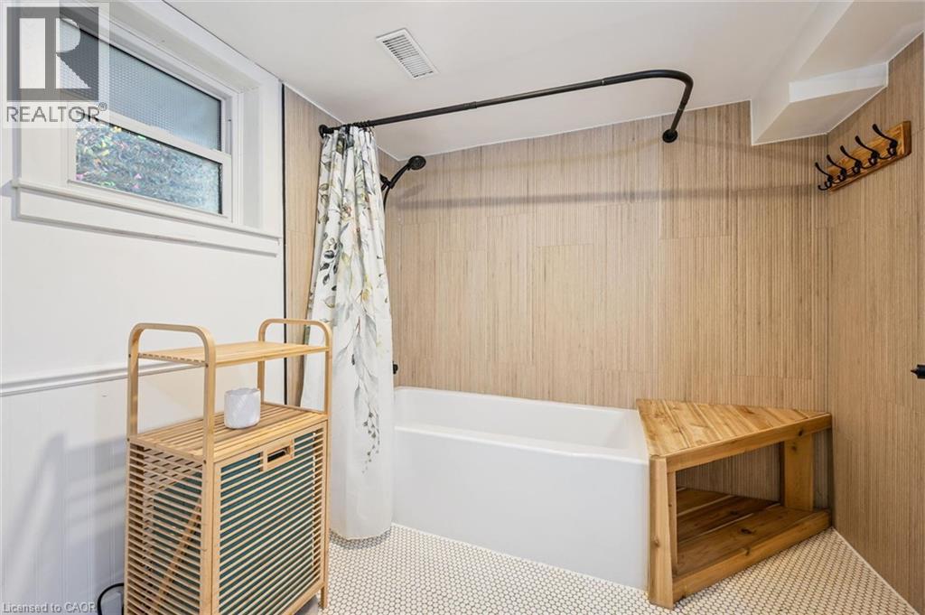 121 BELMONT Avenue - 34
