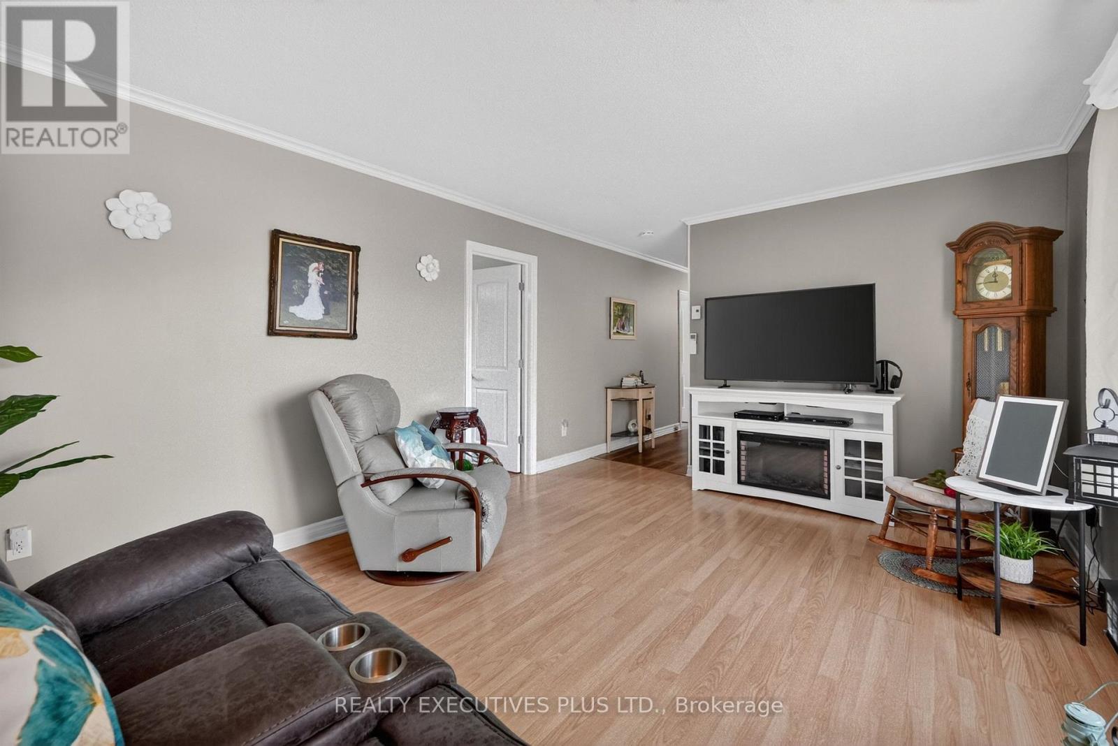 10 POTVIN STREET - 10