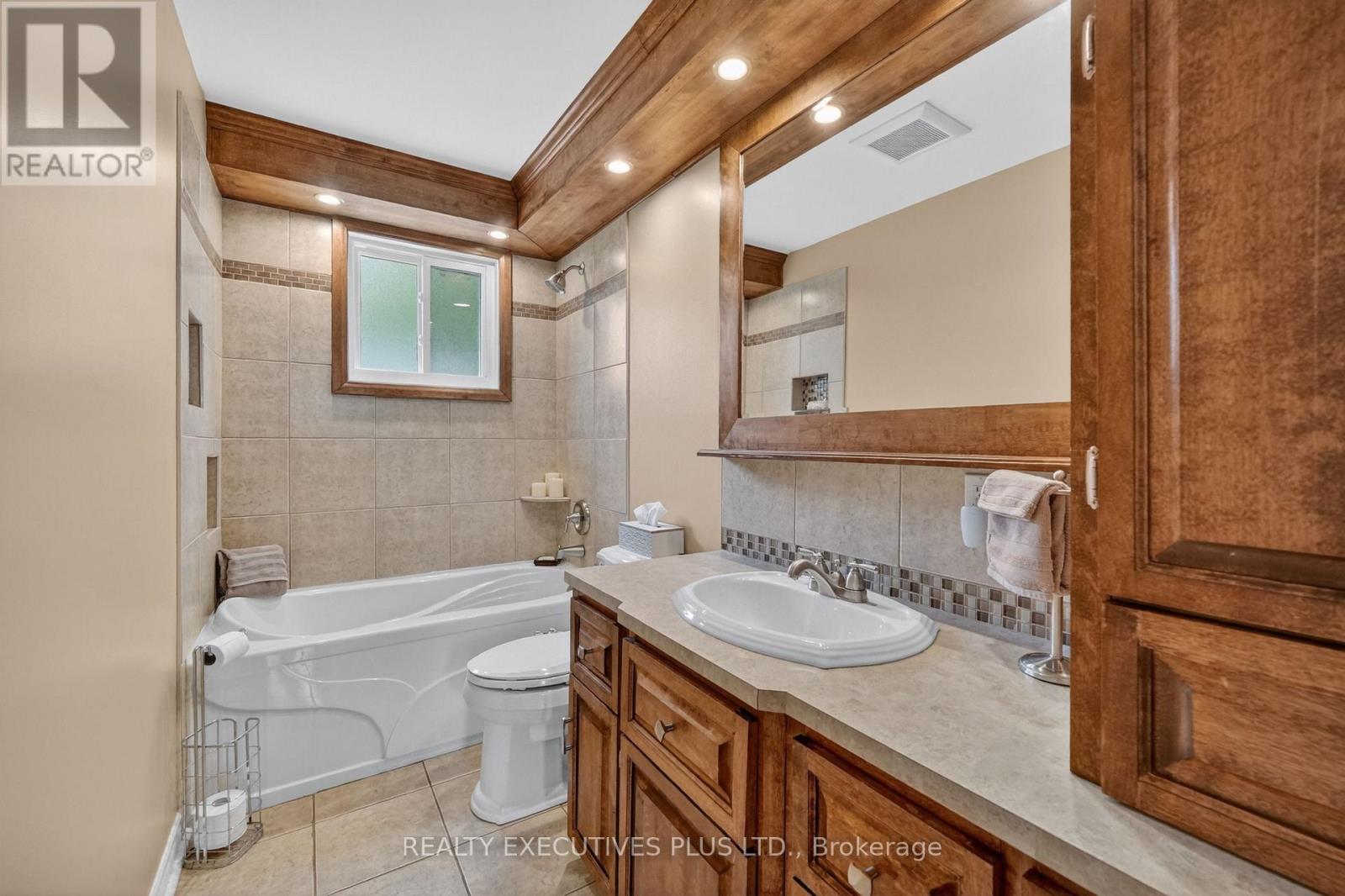 10 POTVIN STREET - 12
