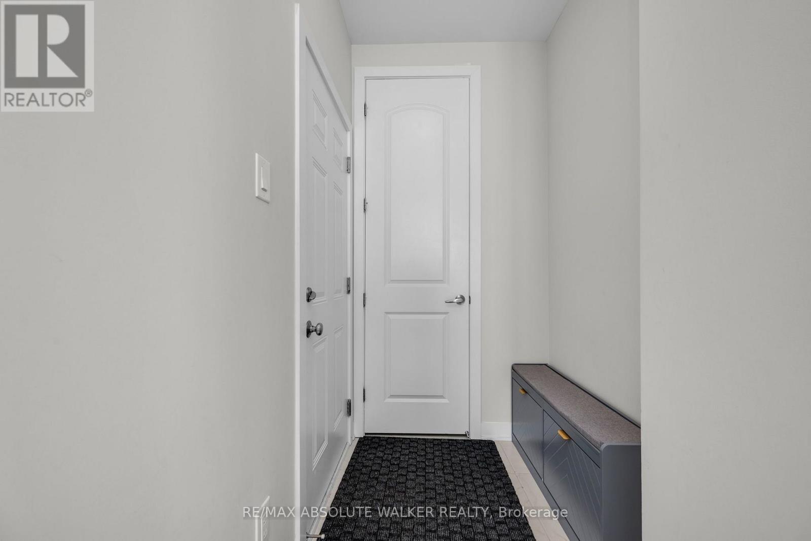 3 Bed, 3 Bath House for Rent in Ottawa – 4114 OBSIDIAN STREET, Ottawa – MLS# X13686494 - Image 11