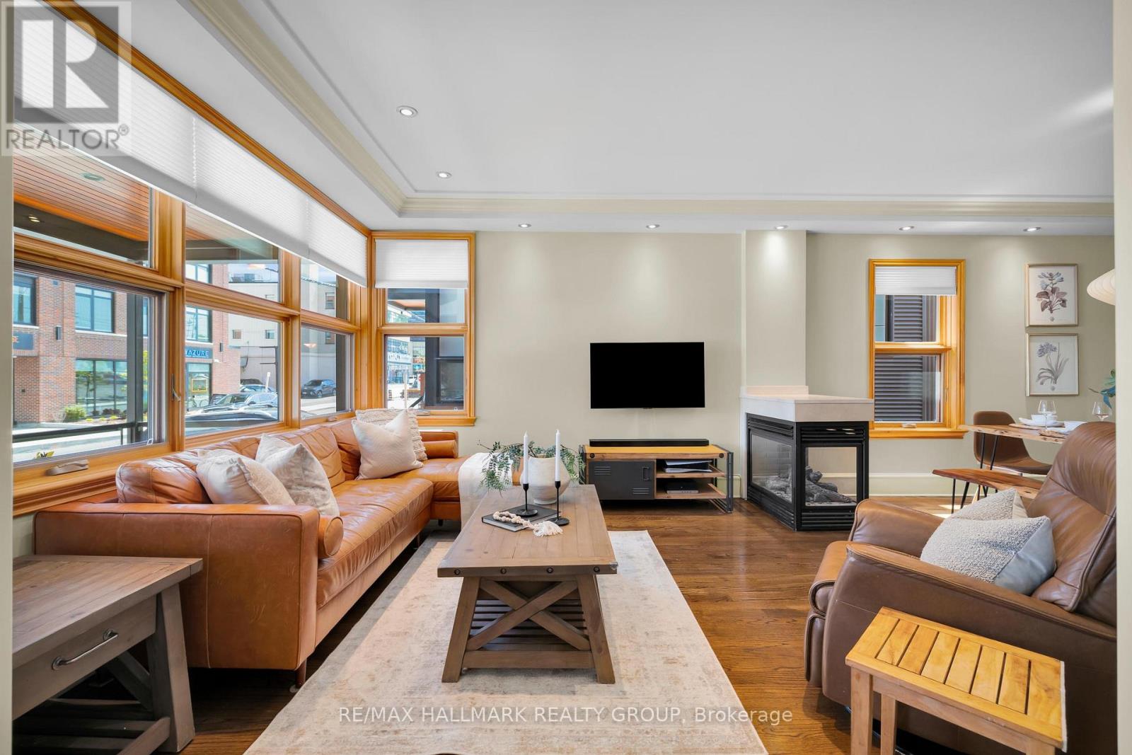 376 WINONA AVENUE - 5