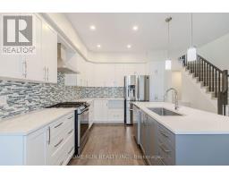 Loft - 785 Cairn Crescent, Ottawa, ON K1W0P7 Photo 11