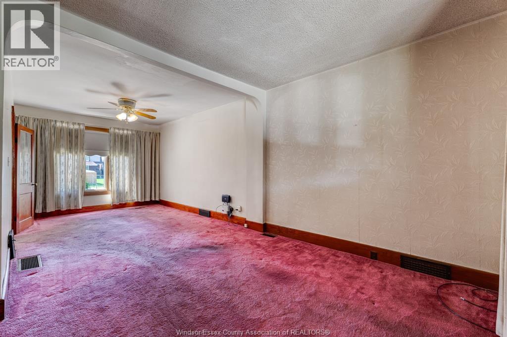 1437 Gladstone AVENUE - 2
