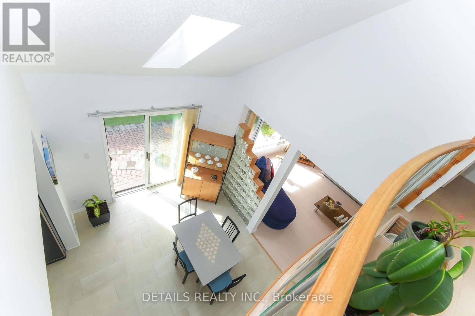 9 WELLSMERE COURT - 44