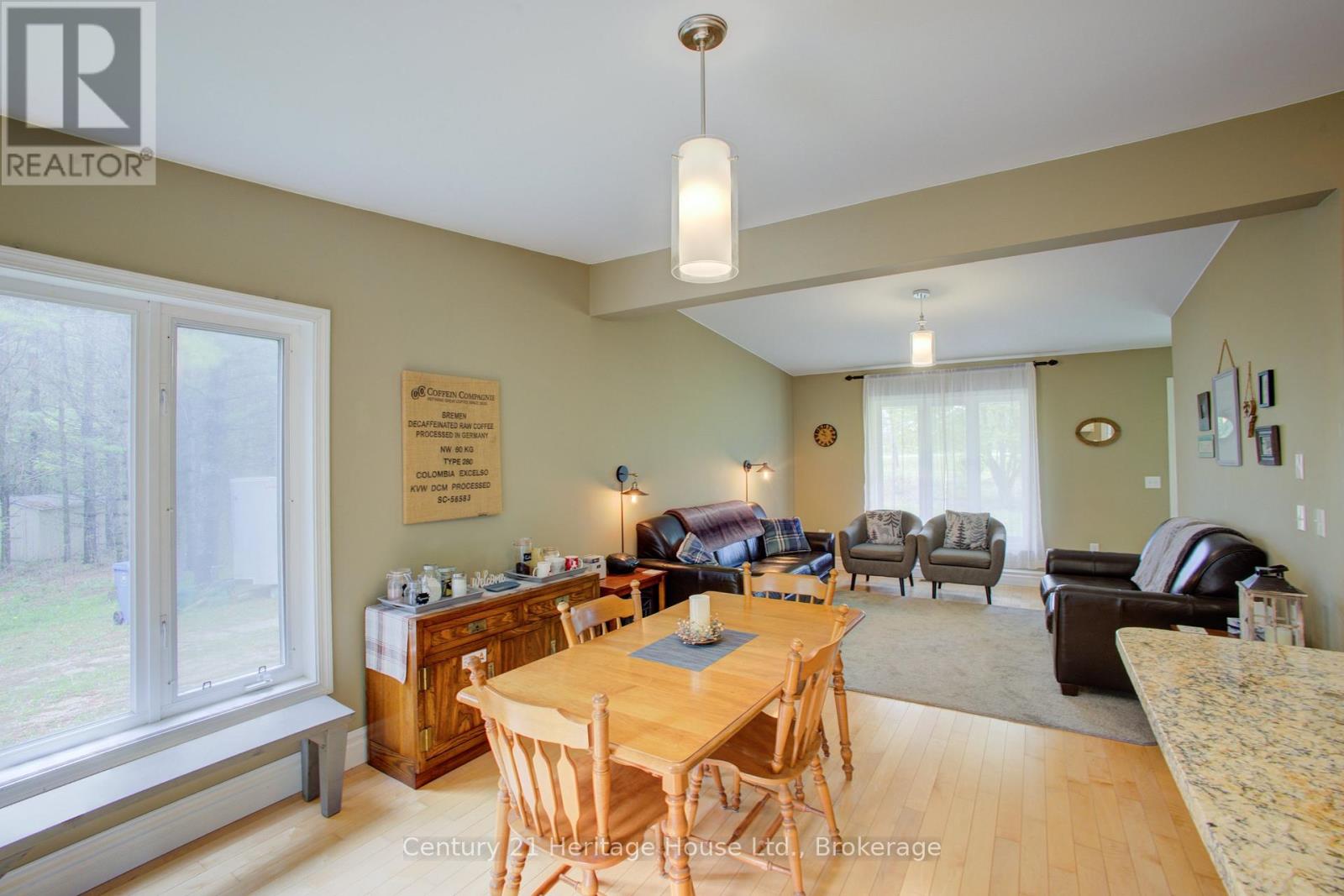 262845 VARNEY ROAD - 11