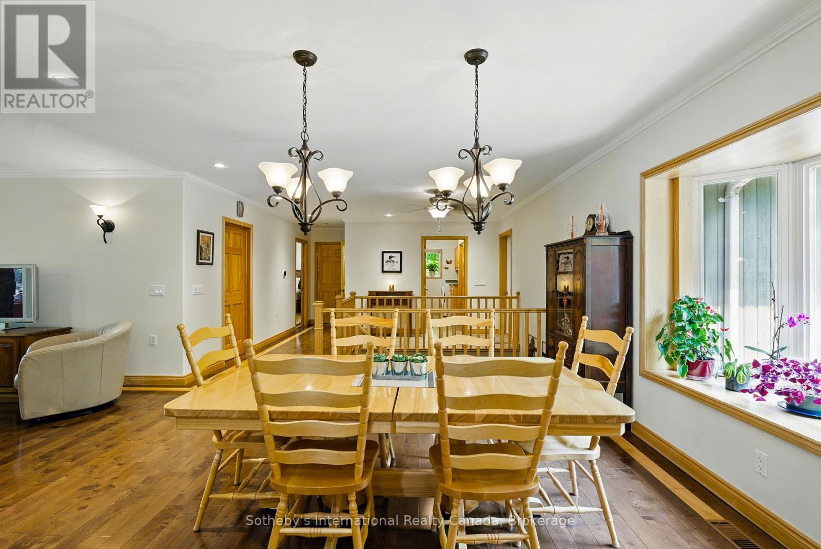 276 JEFFREY ROAD N - 15