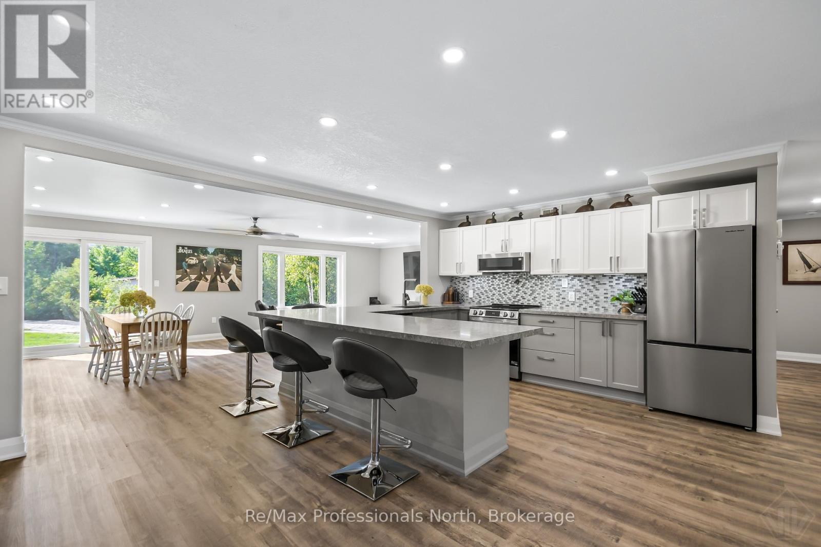 891 PENINSULA ROAD - Image 20