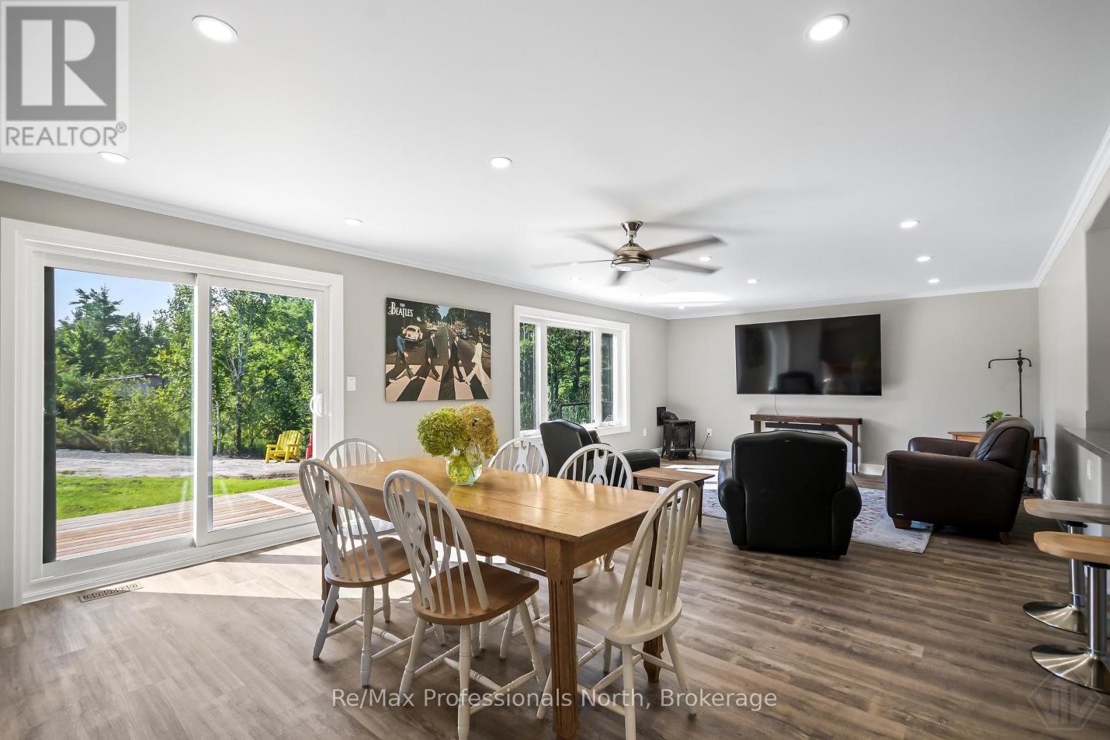 891 PENINSULA ROAD - Image 25