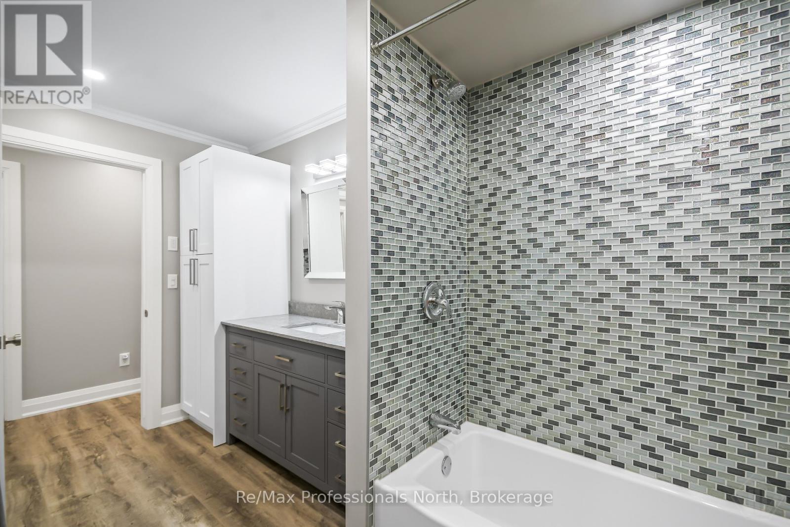 891 PENINSULA ROAD - Image 35