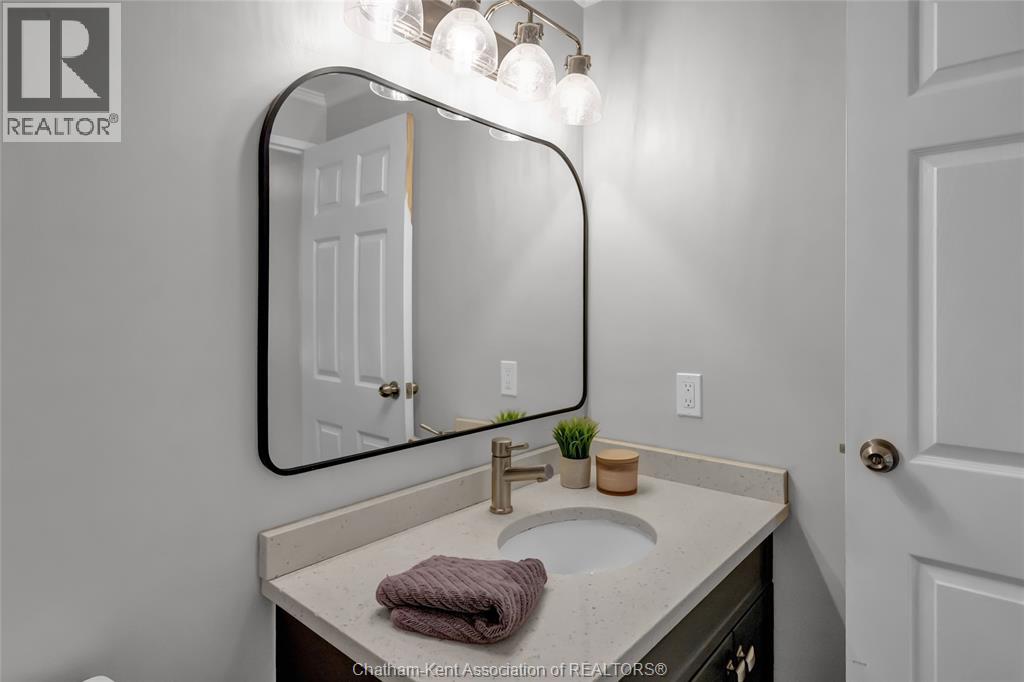 #109 955 GRAND AVENUE West - Image 18