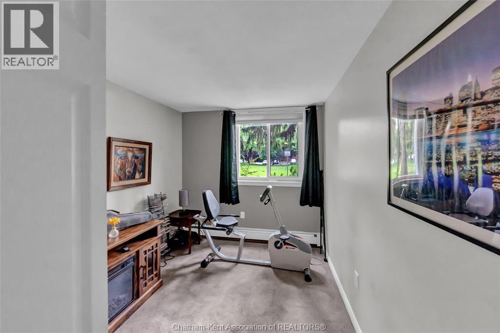 #109 955 GRAND AVENUE West - Image 21