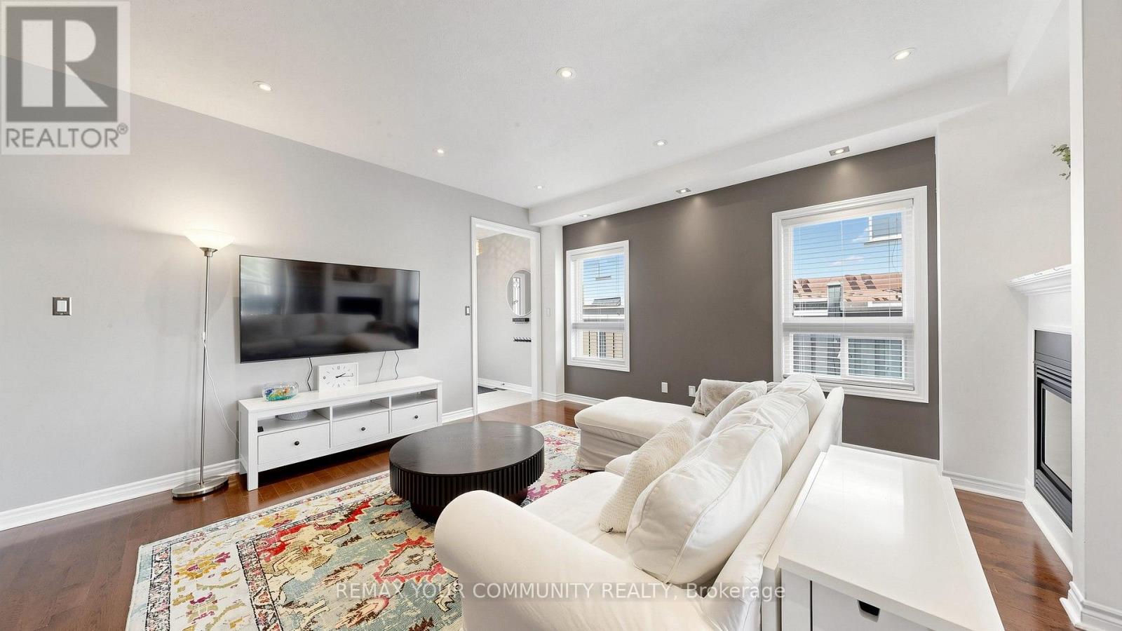51 SHUTTLEWORTH DRIVE - Image 4