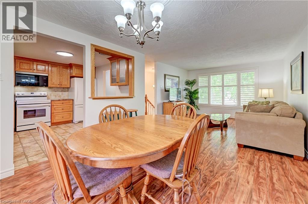 3 PARKLAND Crescent - Image 10
