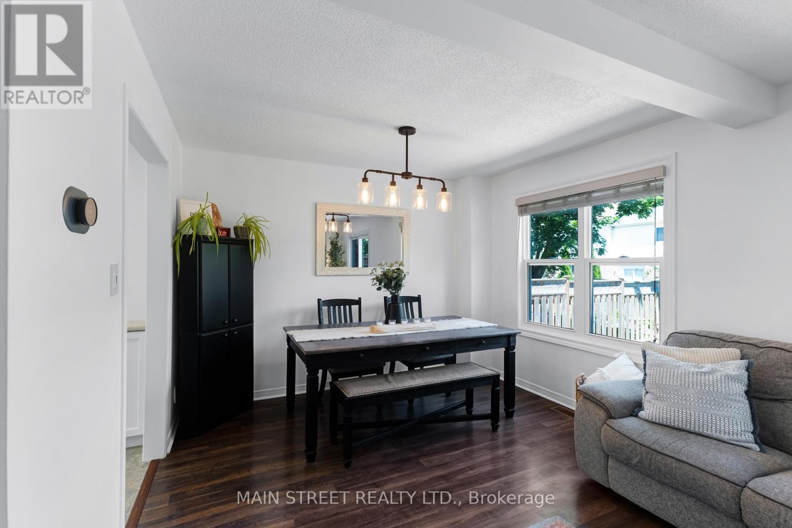 203 COLBORNE STREET - 12