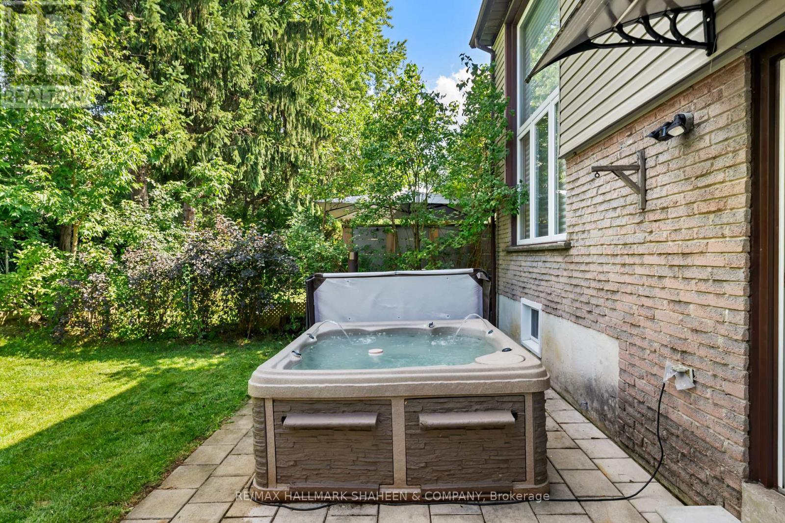 184 CASTLE ROCK DRIVE - Image 44