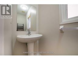 576 Courtney Valley Road, Mississauga, ON L5V0C2 Photo 18