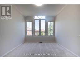 576 Courtney Valley Road, Mississauga, ON L5V0C2 Photo 32