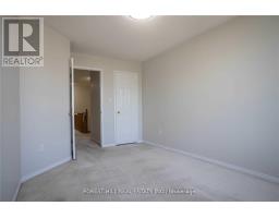 576 Courtney Valley Road, Mississauga, ON L5V0C2 Photo 33