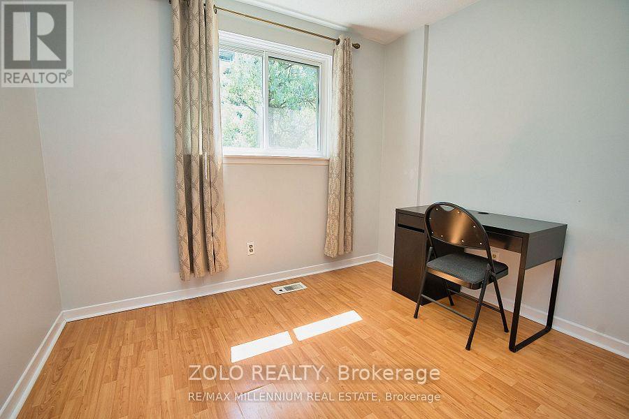 #19 2700 BATTLEFORD ROAD - 10