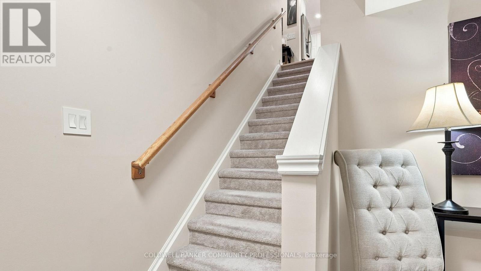 13 OAKDALE BOULEVARD - Image 28