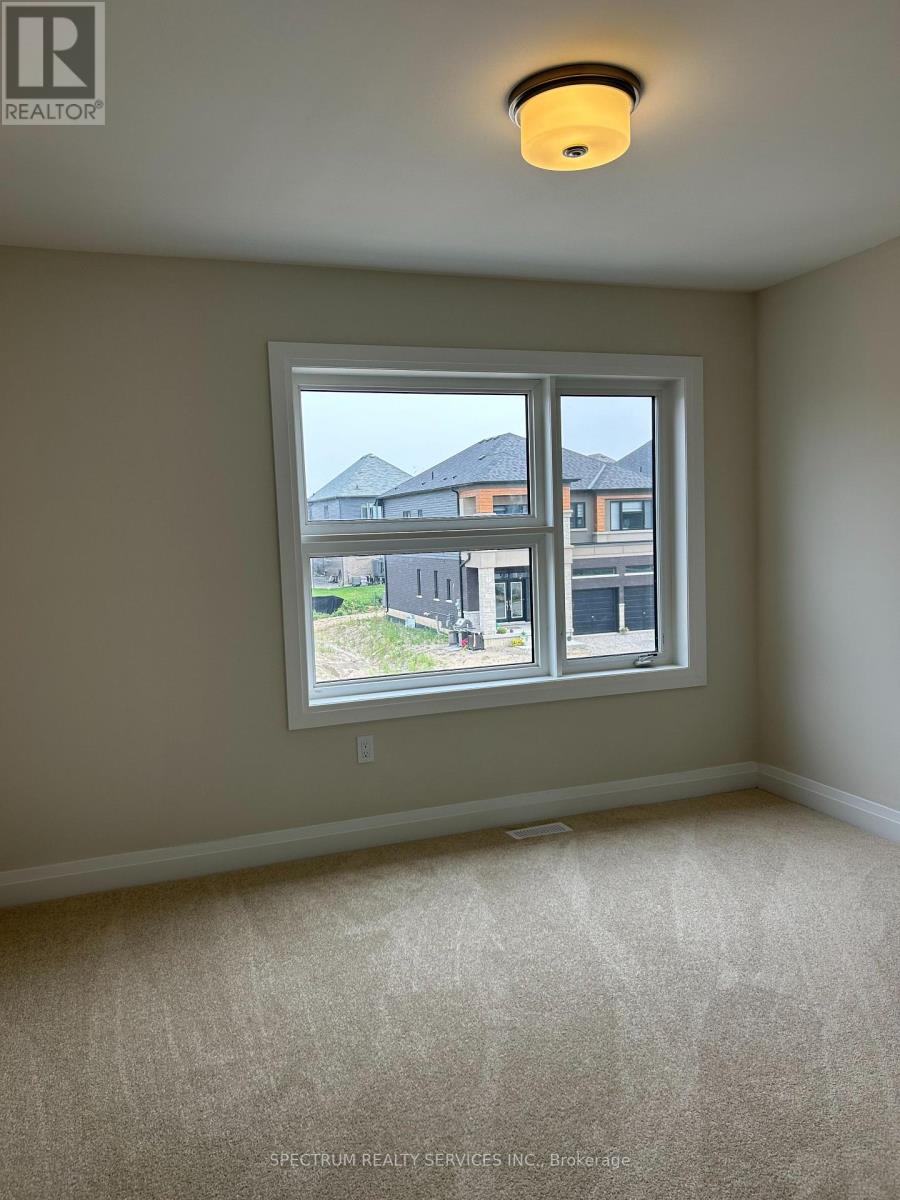4 ARDING CIRCLE - 9