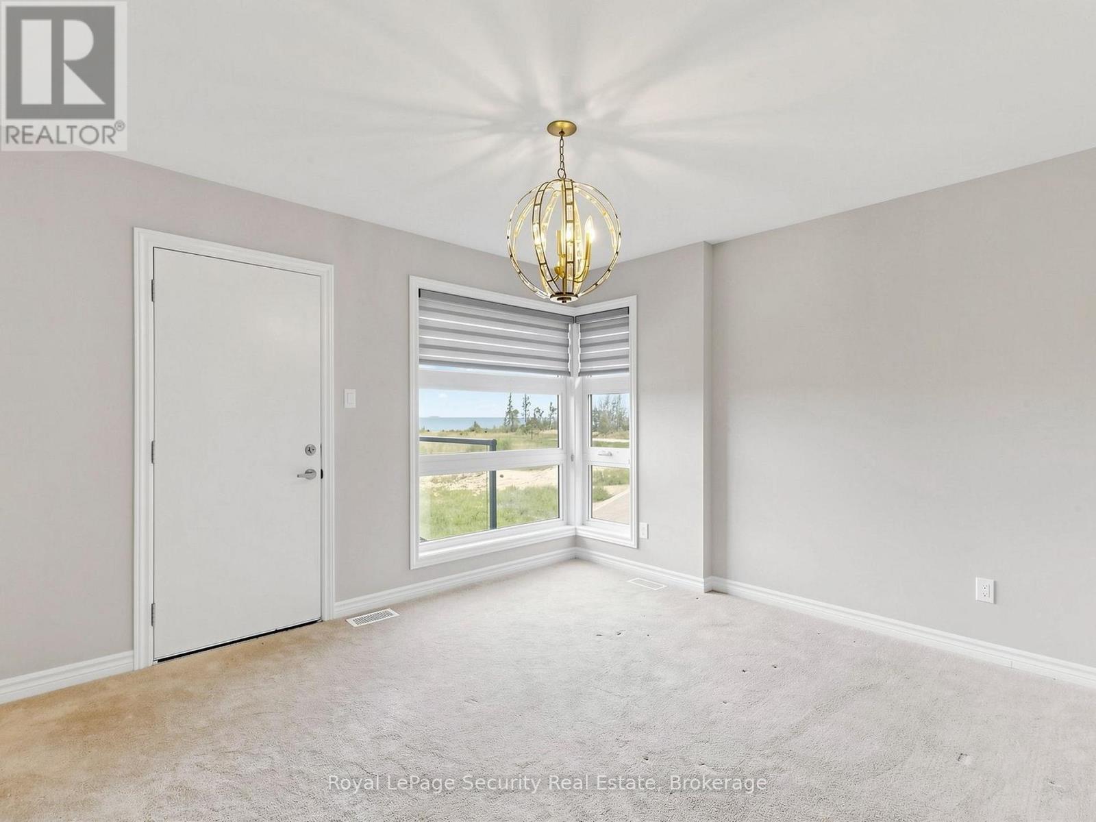 #86 121 SEBASTIAN STREET - Image 19