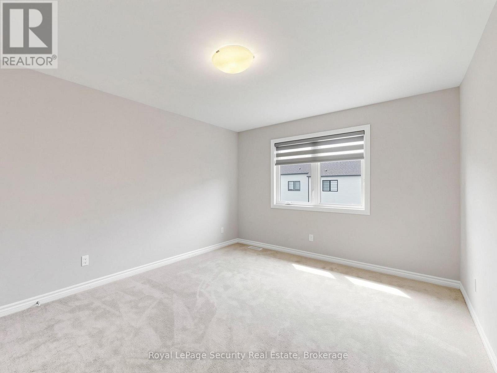 #86 121 SEBASTIAN STREET - Image 23